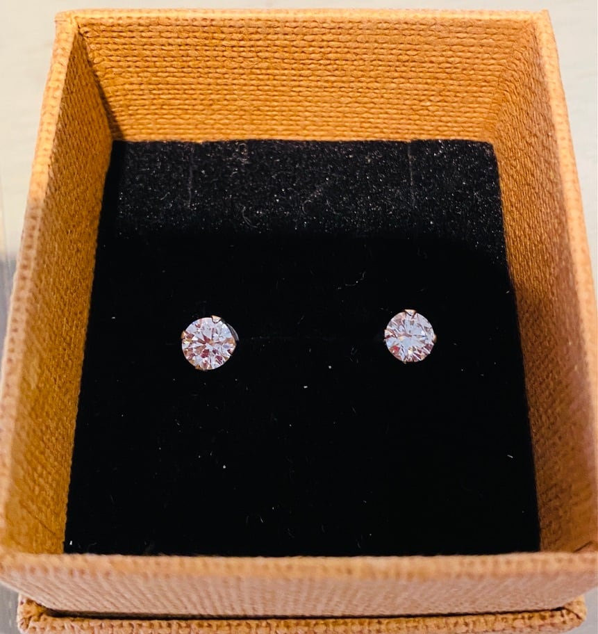 ダイヤモンドピアス ラボグロウンダイヤモンド 0.5CTx2 Pt900