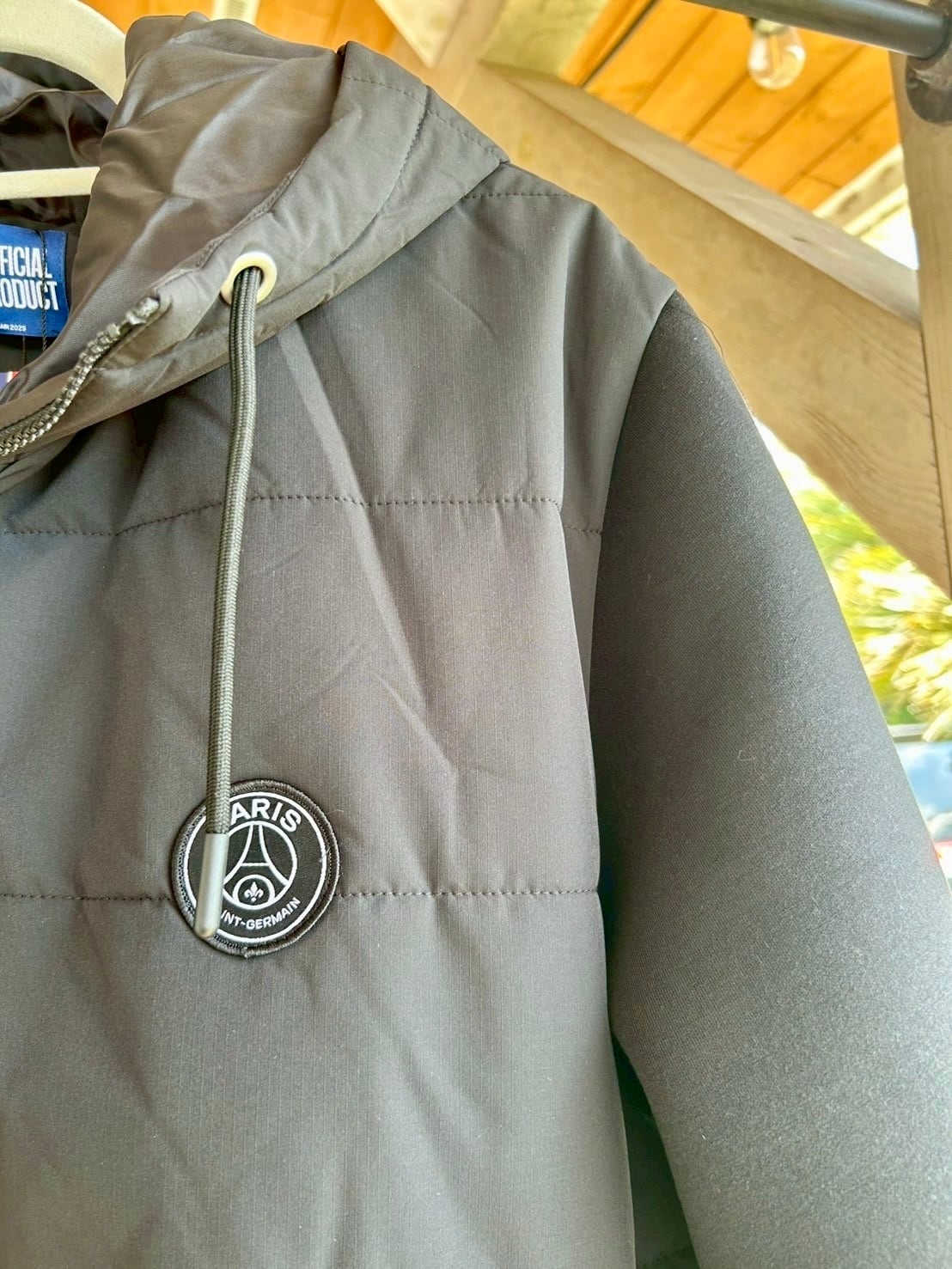 パリ・サンジェルマン ハイブリッドアウター ￥22,800(25,080)