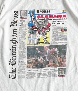 Vintage 90s News paper T-shirt -ALABAMA-