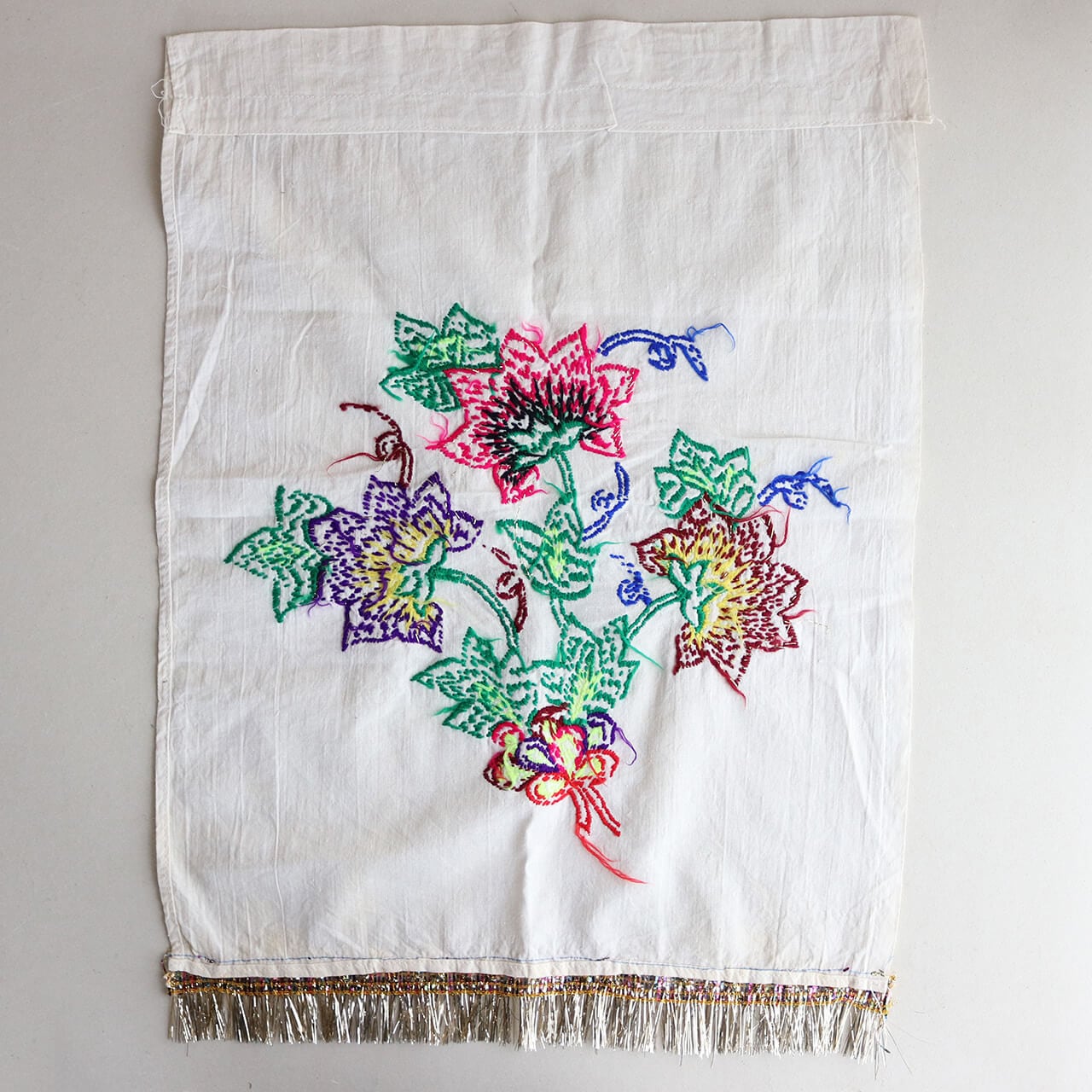 1点もの】スザニ刺繍 ミニ タペストリー クロス 花【約38.5×54cm