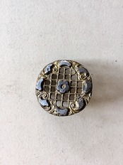 19世紀 フランス 2.6c 黒銀の雲と金の空とカットスチールボタン アンティーク