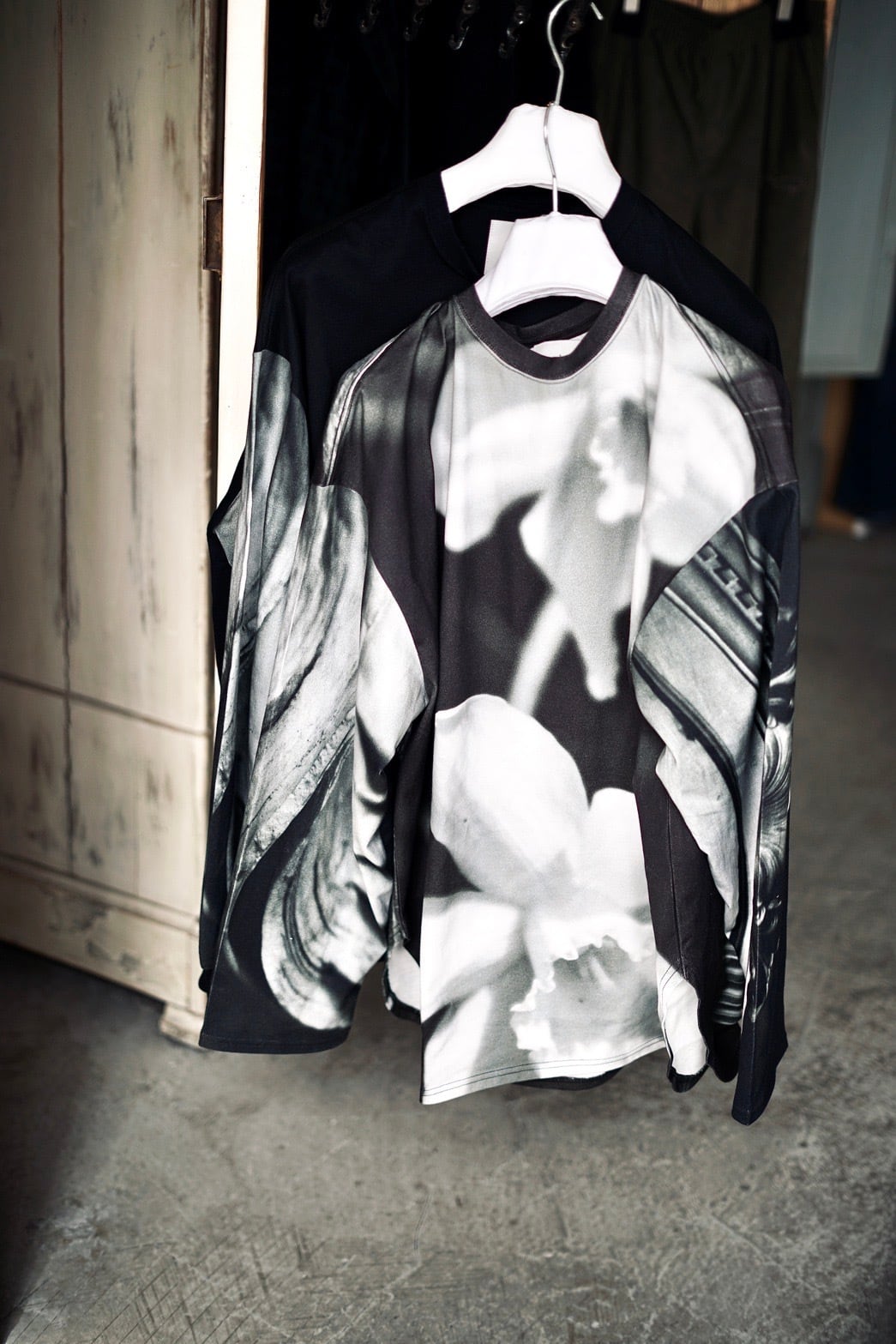 Mediam / Memories Long Tee ( photo ) | JUQUI Online Mediam / Memories Long Tee ( photo ) | JUQUI Online