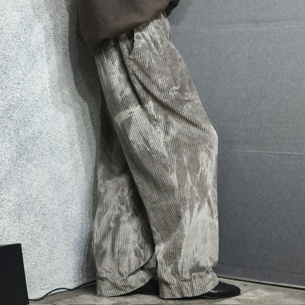 bleached wide corduroy pants gray