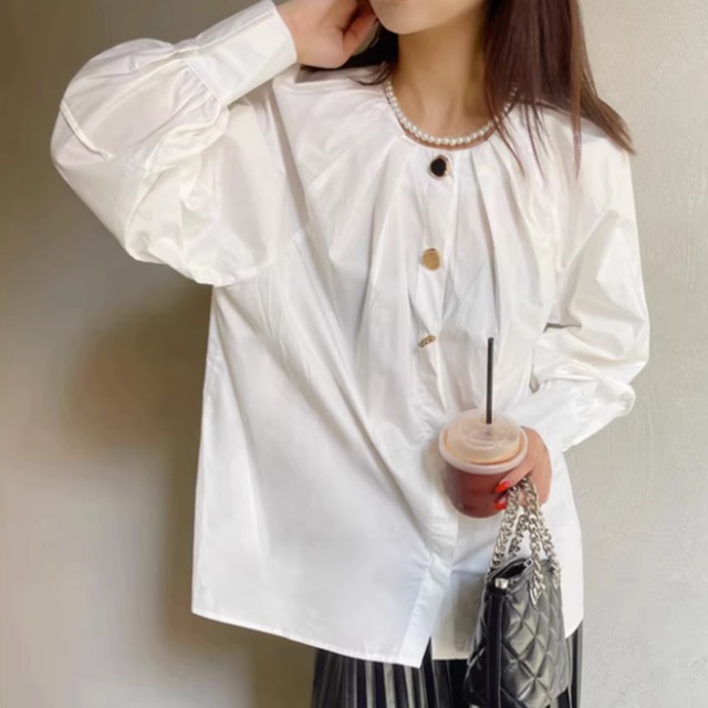 Round neck pleated blouse A715