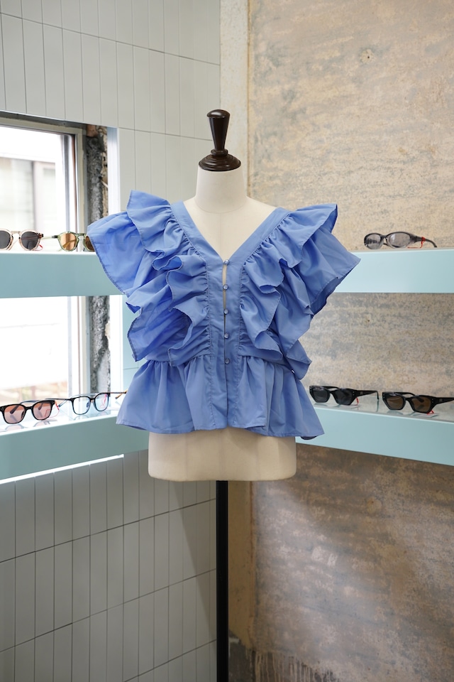 FRIFRI V NECK SLEEVELESS BLOUSE