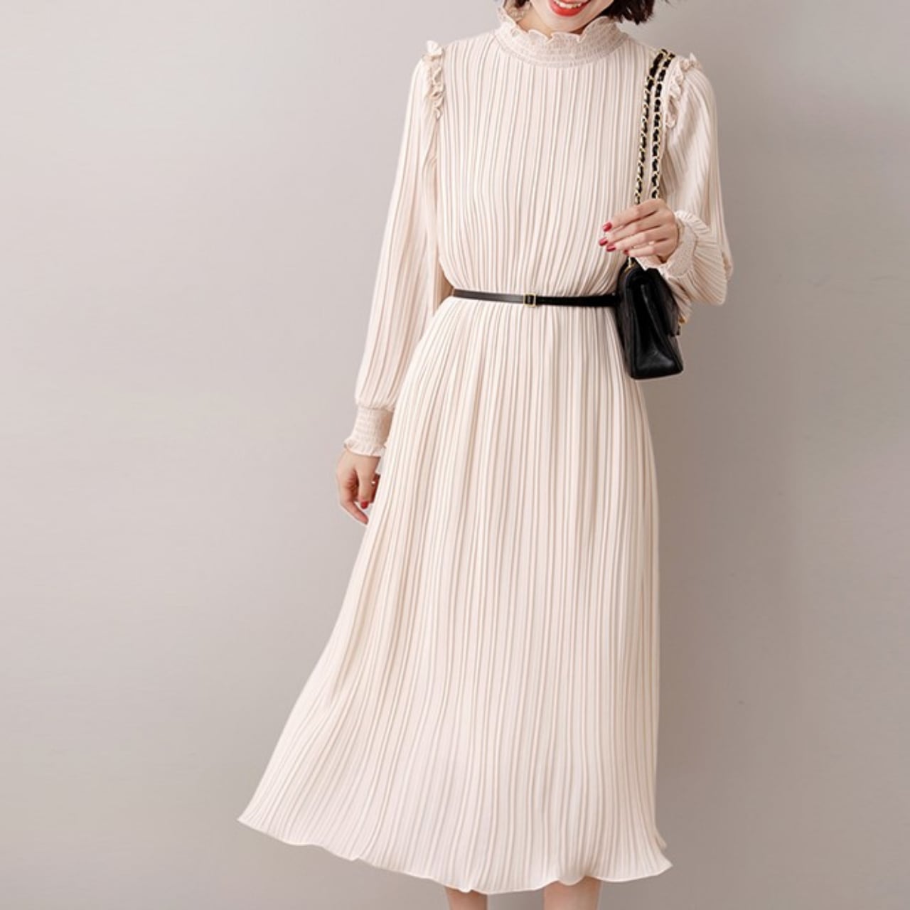 Elegant chiffon pleats dress ( 2color ) | le cadeau