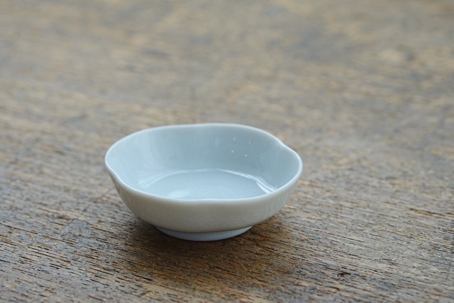 KATA KUTANI -型久谷-  ツバ形皿６ｃｍ