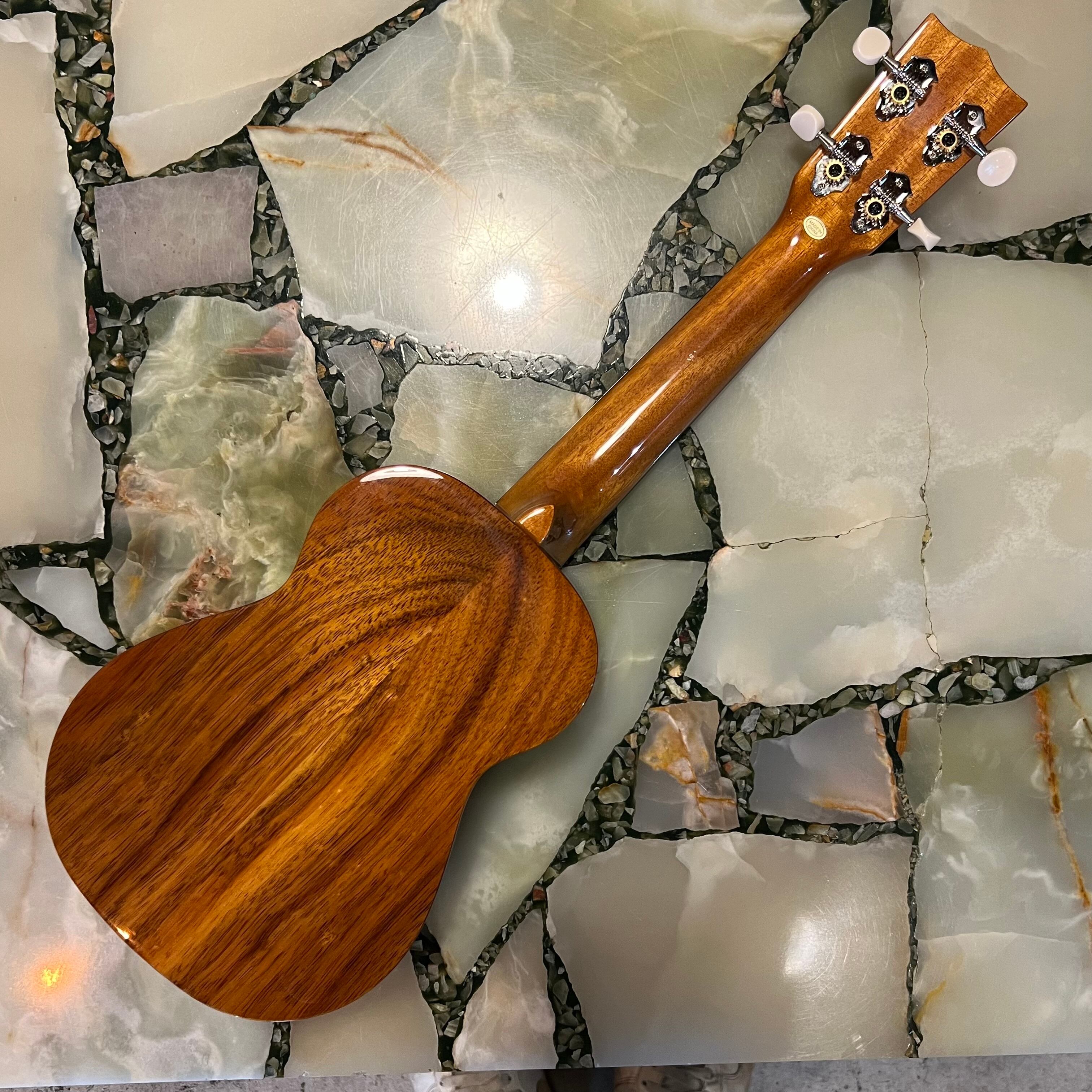 Ilikai IL-SOP-4KGG 新品<br>[イリカイ][Koa,コア][Soprano Ukulele 