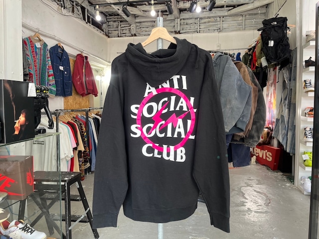 ANTI SOCIAL SOCIAL CLUB x FRAGMENT ASSC BOLT SWEAT HOODIE BLACK/PINK LARGE 47700