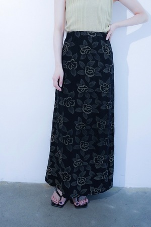 black flower long skirt