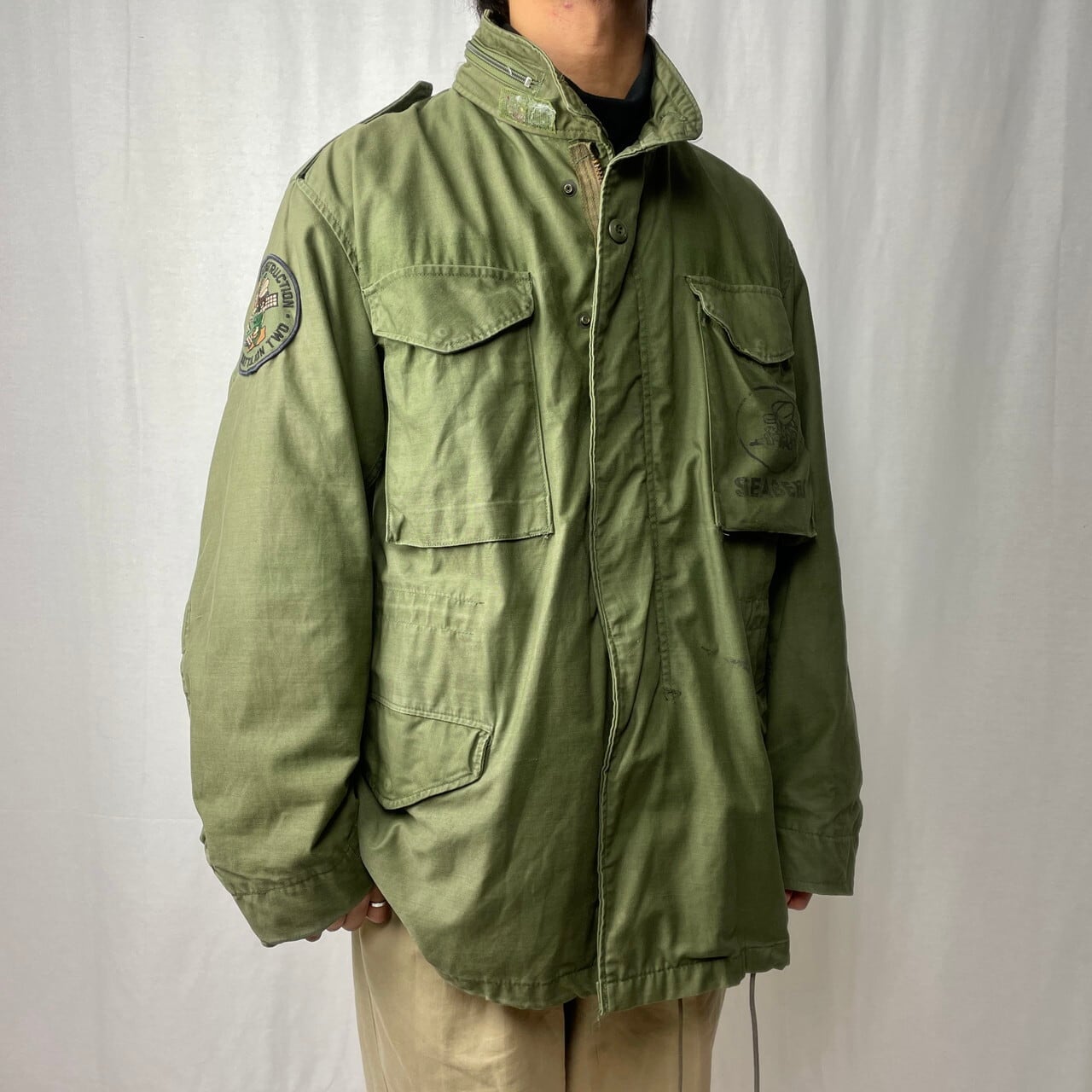 84年納品 80年代 U.S.ARMY 米軍実品 M-65 3rd 4th 過渡期 ミリタリー フィールドジャケット SEABEES MEDIUM  REGULAR メンズL相当 古着 80s ワッペン YKK プラスチックジップ ヴィンテージ VINTAGE 