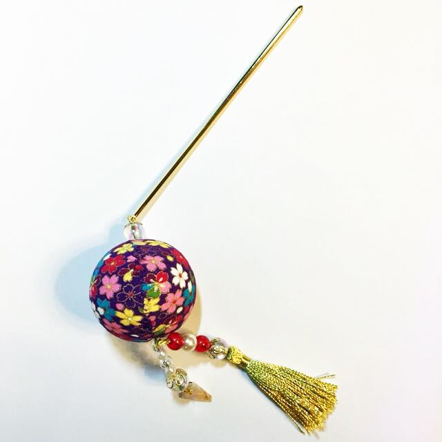 Aタイプ 和装に 紫の和柄ぼんぼりが美しい髪飾り かんざし お祭り 花火の浴衣 結婚式 成人式などの和装シーンに Mee Store Handmade お祭り 成人式 七五三 卒業式 名入れアクセサリー