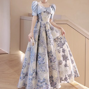 ロングドレス Aラインドレス ドレス ウェディング パーティー 結婚式 披露宴 演奏会 発表会 謝恩会 ラウンジ クラブ ロング 半袖 パフスリーブ Aライン 刺繍 ハイウエスト 可愛い きれいめ 大人可愛い 上品 おしゃれ キュート ガーリー エレガント 主役級 存在感 クラシック 清楚 ゴージャス 華やか クラシカル 花柄 フラワー イベント ホテル 教会 チャペル 体型カバー 高見え 格上げ プチプラ 春 夏 秋 冬 シーズンレス 2XL 3XL S M L XL 大人カラー グレーブルー