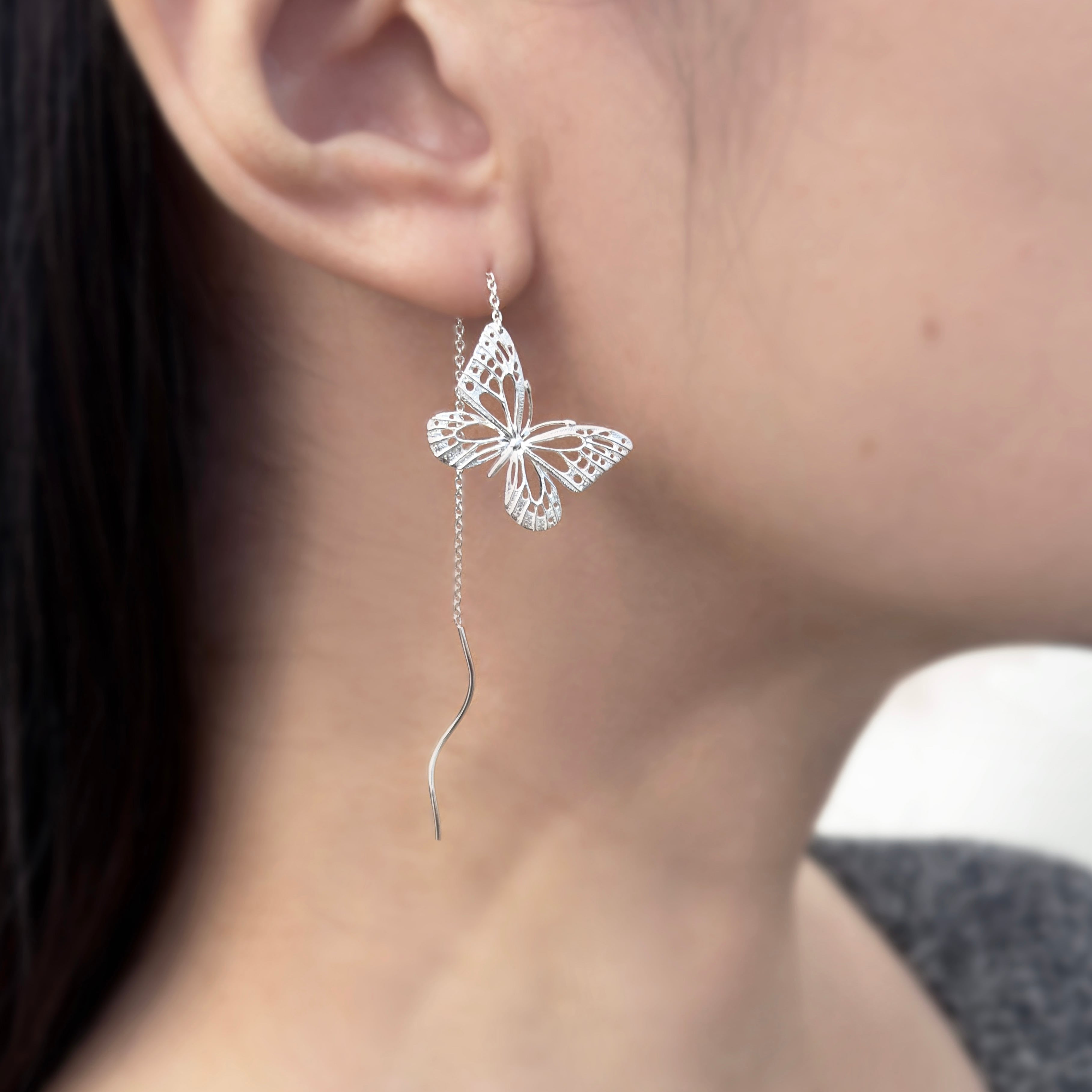 Lisa｜リザ 蝶 アメリカンピアス (SV925) アサギマダラ (L size