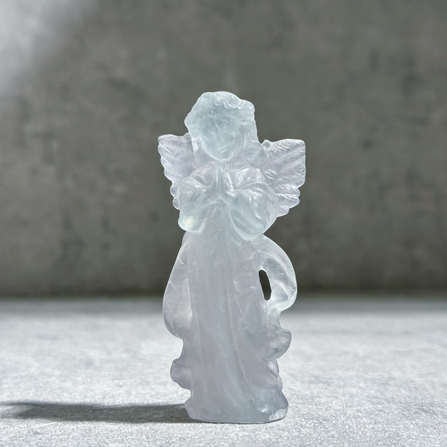 グリーン、ラベンダーフローライト 小さなスイートエンジェル71◇Green Lavender Fluorite Angel ◇天然石・鉱物・パワーストーン