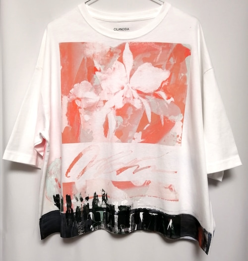 one-off silkscreen tee "cutting hem"