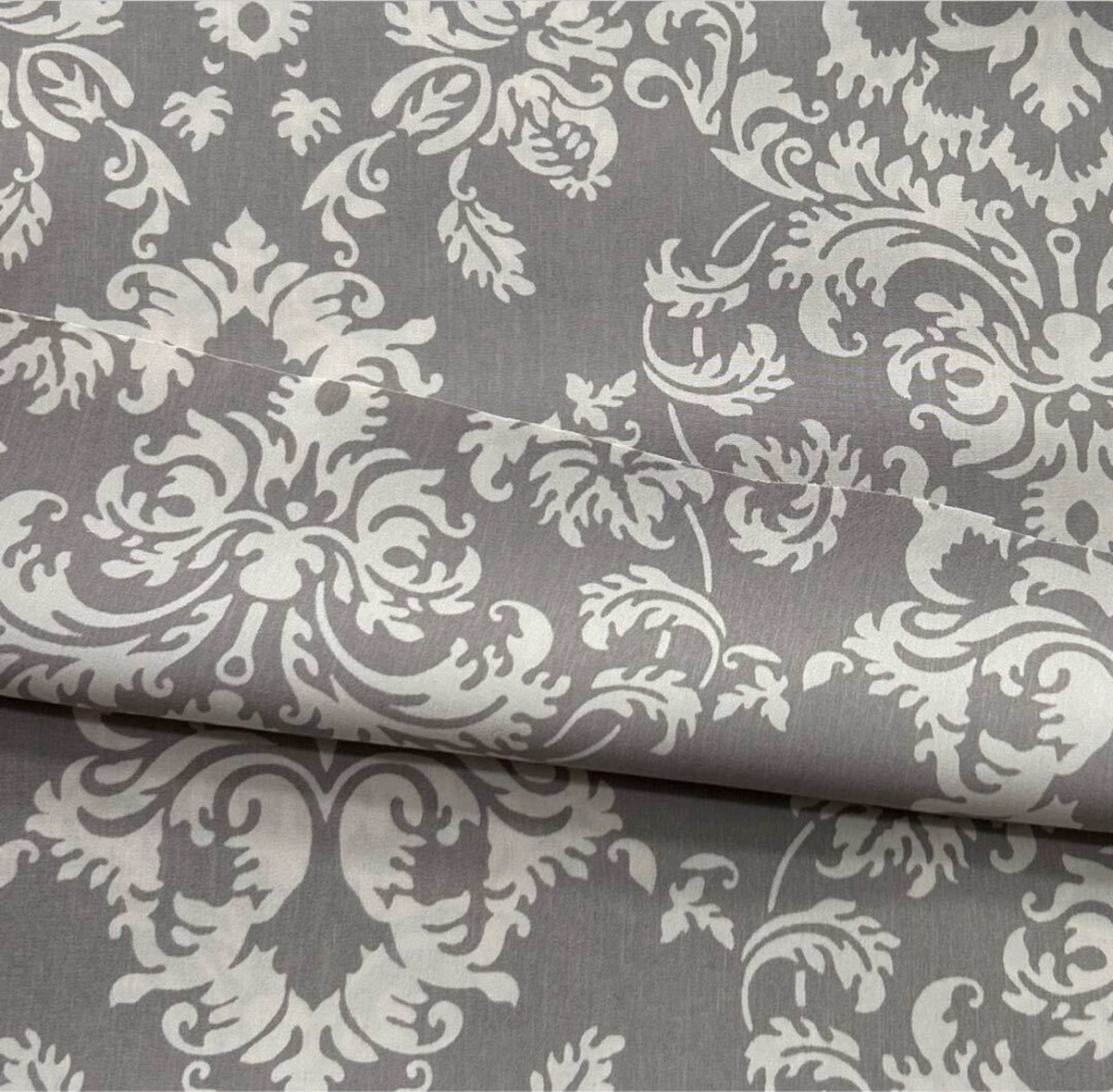 TC040◆3m◆M◆ポリエステルレーヨン混くったりとろみありプリント生地◆柄物◆グレー系