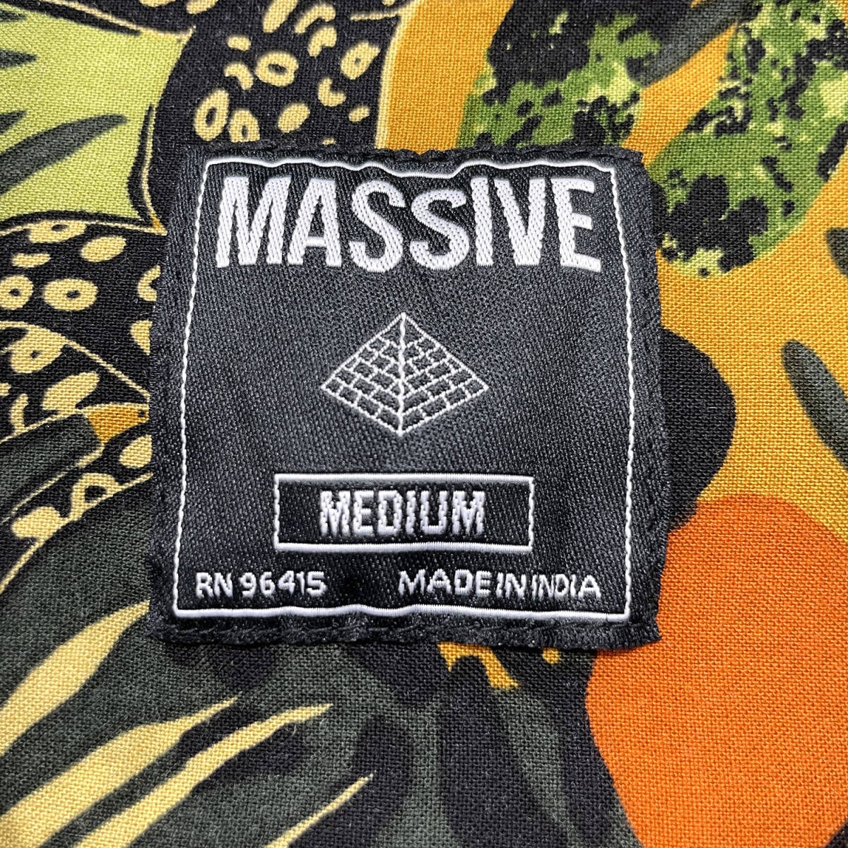 USA 古着 MASSIVE 開襟 レーヨン アロハシャツ ハワイアンシャツ
