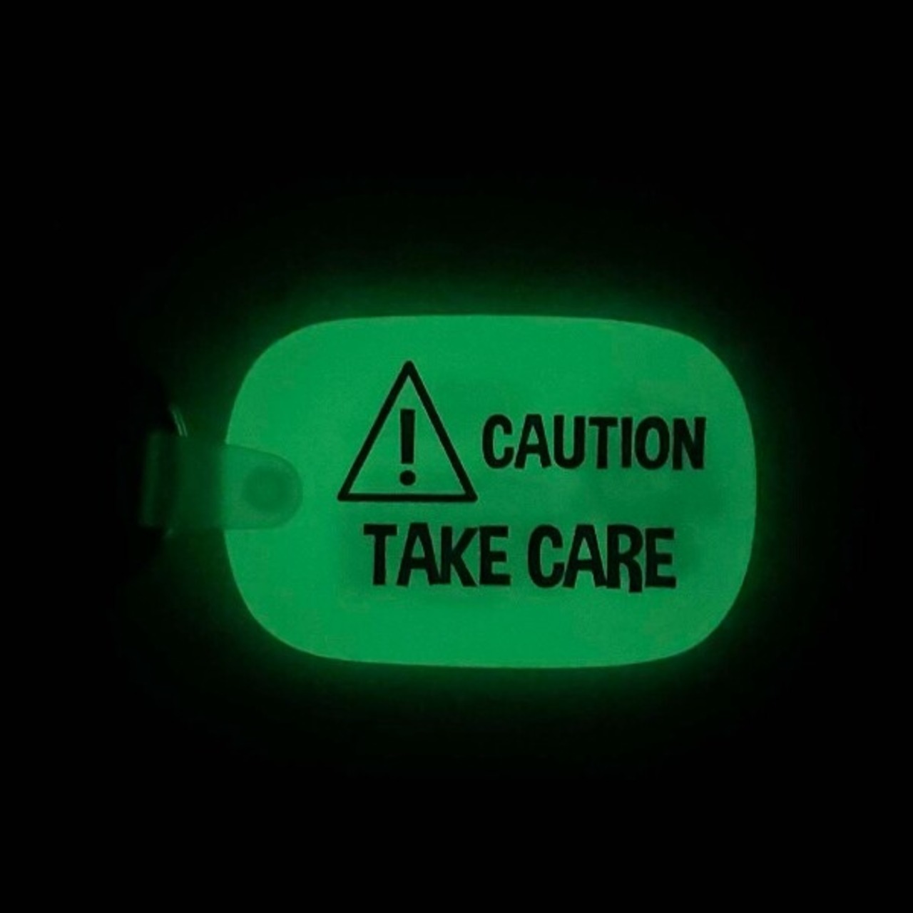 【SHYNESS ラバーキーリング  グローインザダーク