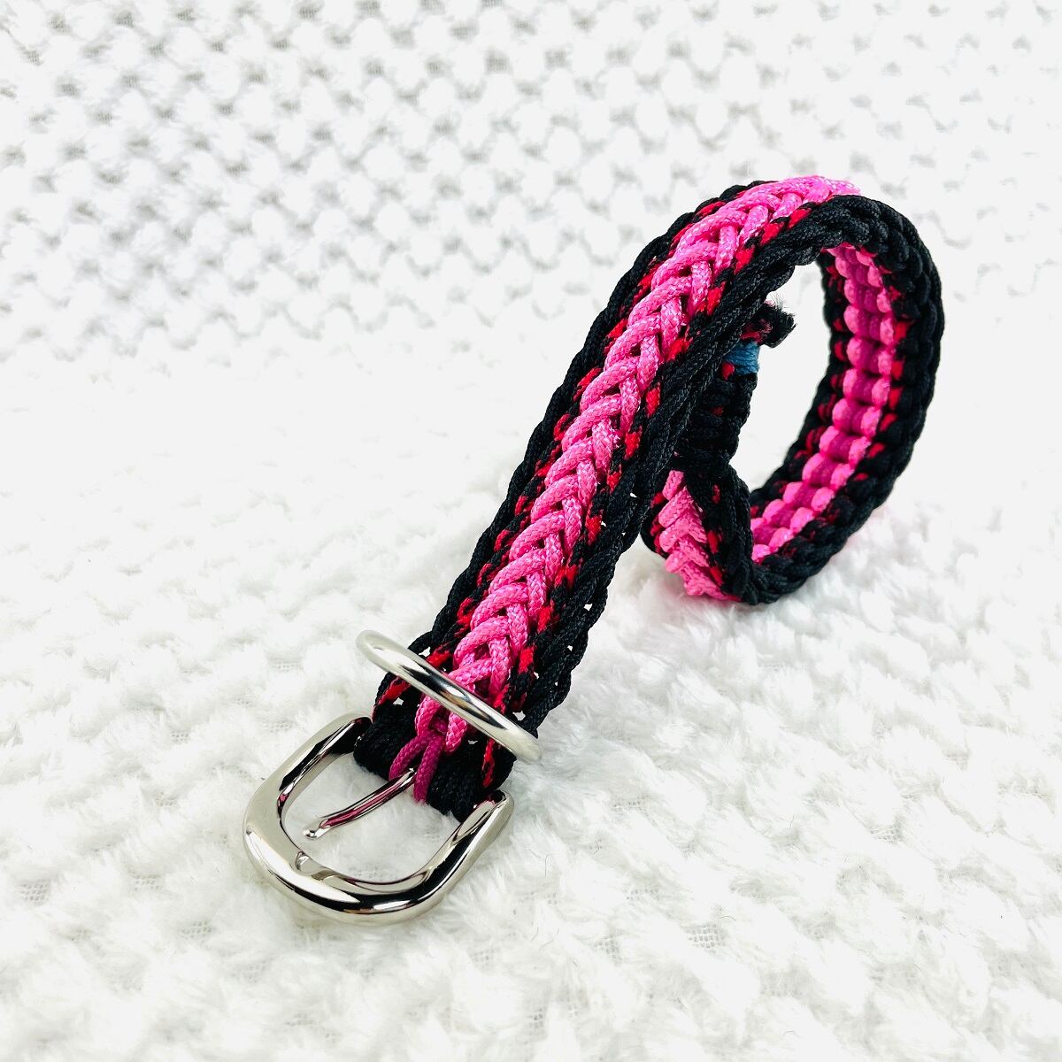 パラコード編み犬首輪]＃257さわやかピンク小型犬首輪 | 犬猫の皮膚に