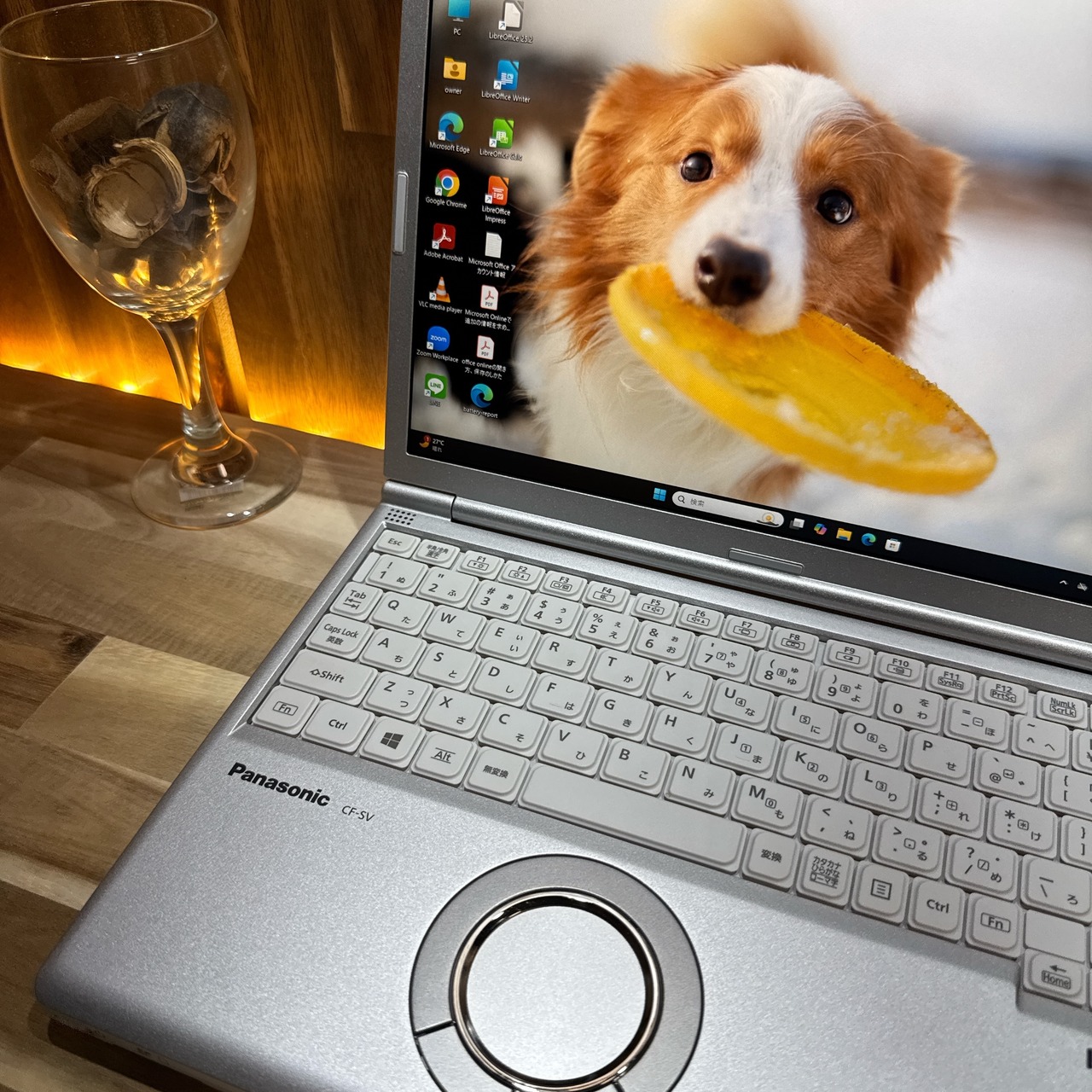 \ 公式ショップ限定価格❣️/ 準美品《超軽量》Let's note SV9 Core i5 第10世代 メモリ16GB SSD256GB ノートパソコン 安心サポート&3ヶ月保証付き