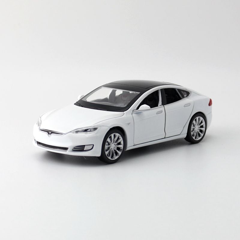 テスラ モデル3 1/18 ミニカー 黒 Tesla Model 3（第3土曜日は