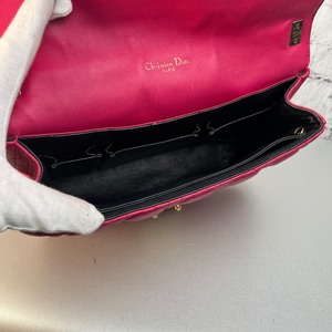 Dior ディオール  レザー ショルダーバッグ ピンク A-10017