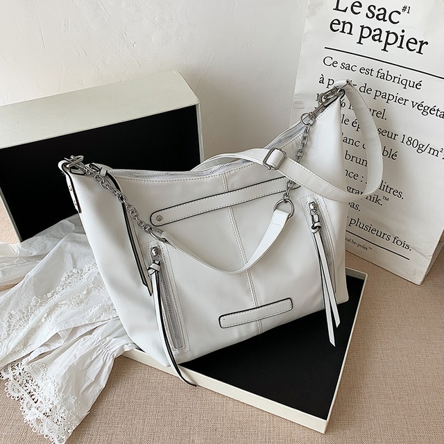 シンプルな大容量のハンドバッグレディースバッグ2020新しいトレンディなファッションカジュアルワイルドワンショルダー脇バッグネット赤メッセンジャー Tiancai_Wing_Bag1440409