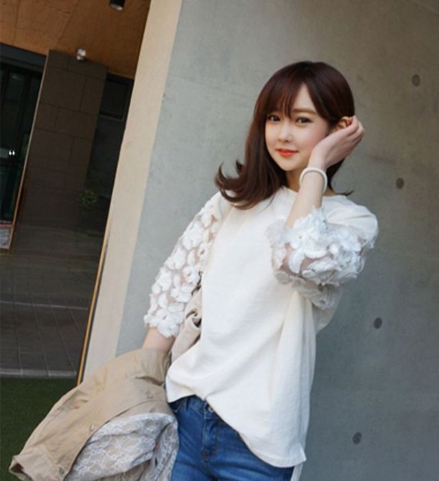 レディース トップスシャツ ブラウス ラウンドネック ビックシルエット オーバーサイズ 大人可愛い ママコーデ ママファッション 清潔感 韓国系 オルチャン 人気 トレンド ホワイト SM LXL 2XL 20代 30代 40代 きれいめ レトロ シンプル お出かけ デート おしゃれ 通勤 通学 オフィス OL デイリー 普段着 ラフ カジュアル フェミニン シック ゆったり 体型カバー 着痩せ 着回し プレゼント インスタ映え 春 夏 【送料無料】 50899