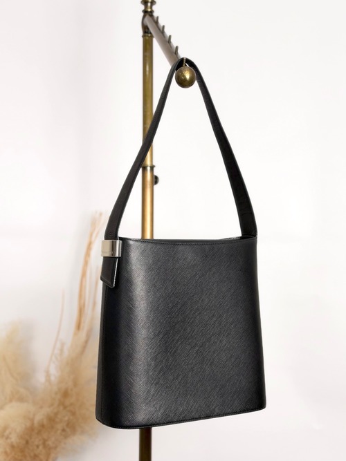 BURBERRY バーバリー ショルダーバッグ ブラック レザー ワンショルダー vintage ヴィンテージ オールド ikbt34