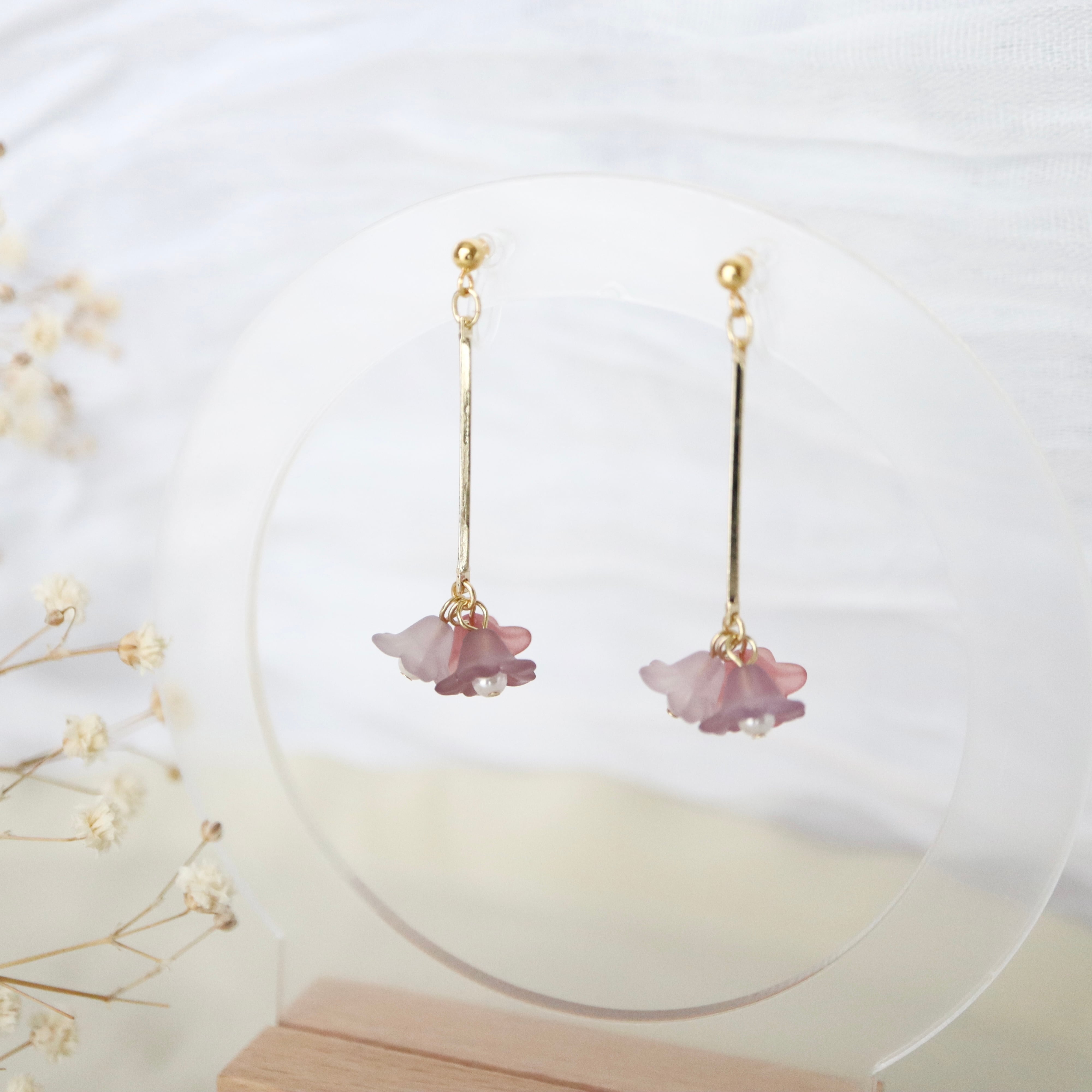 バラの花びら＊ピアス / 金属アレルギー対応＊ｻｰｼﾞｶﾙｽﾃﾝﾚｽ | ウサギノ