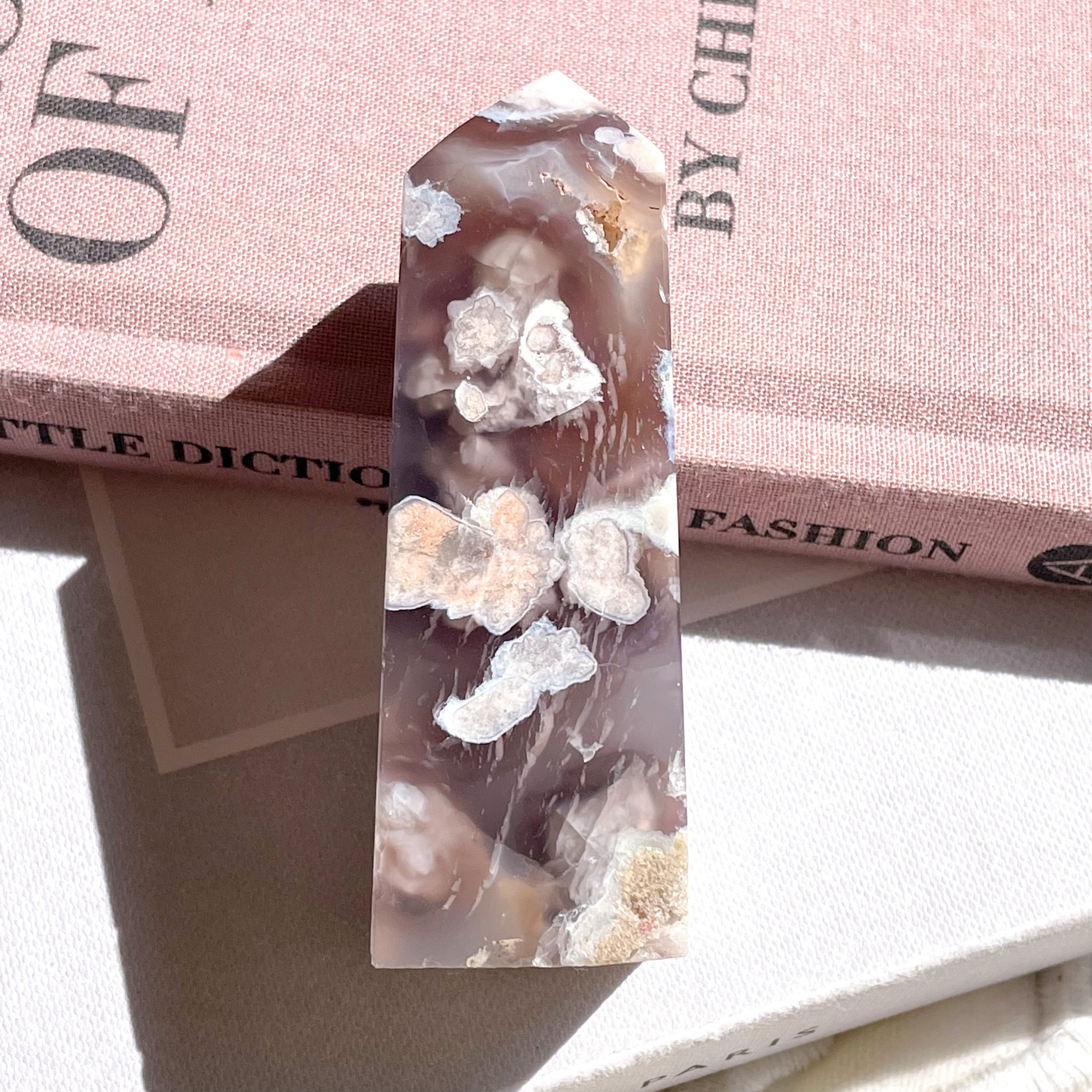 Black Flower Agate Point 1 ✧ ブラックフラワーアゲート (桜瑪瑙)