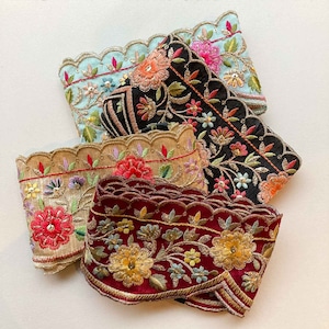 両縁アシメスカラップお花刺繍ローシルクリボン（50cmカット）