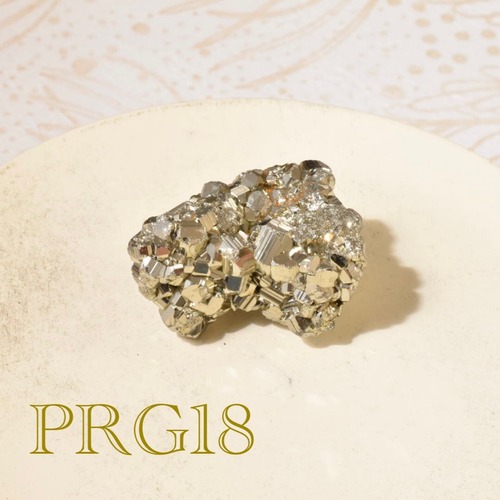 パイライト 原石　高品質　ペルー産　PRG18