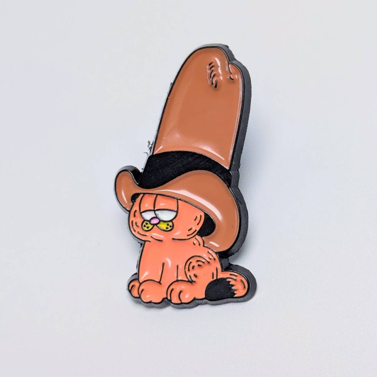 送料無料！ ★ピンズ PINS★ピンバッジ 【 Garfield (ガーフィールド) 】 Cowboy Hat〚アメリカン雑貨 アメトイ〛