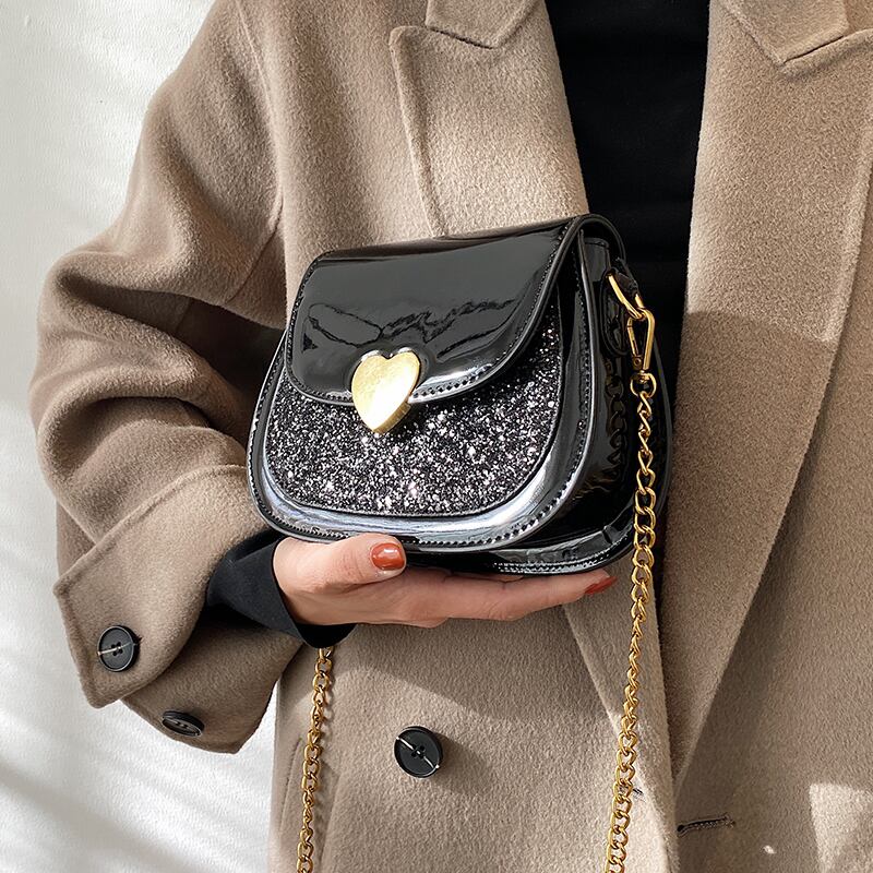 スタイルウィンターレッドチェーン 冬物 メッセンジャーバッグ 手作りハンドバック26795269172