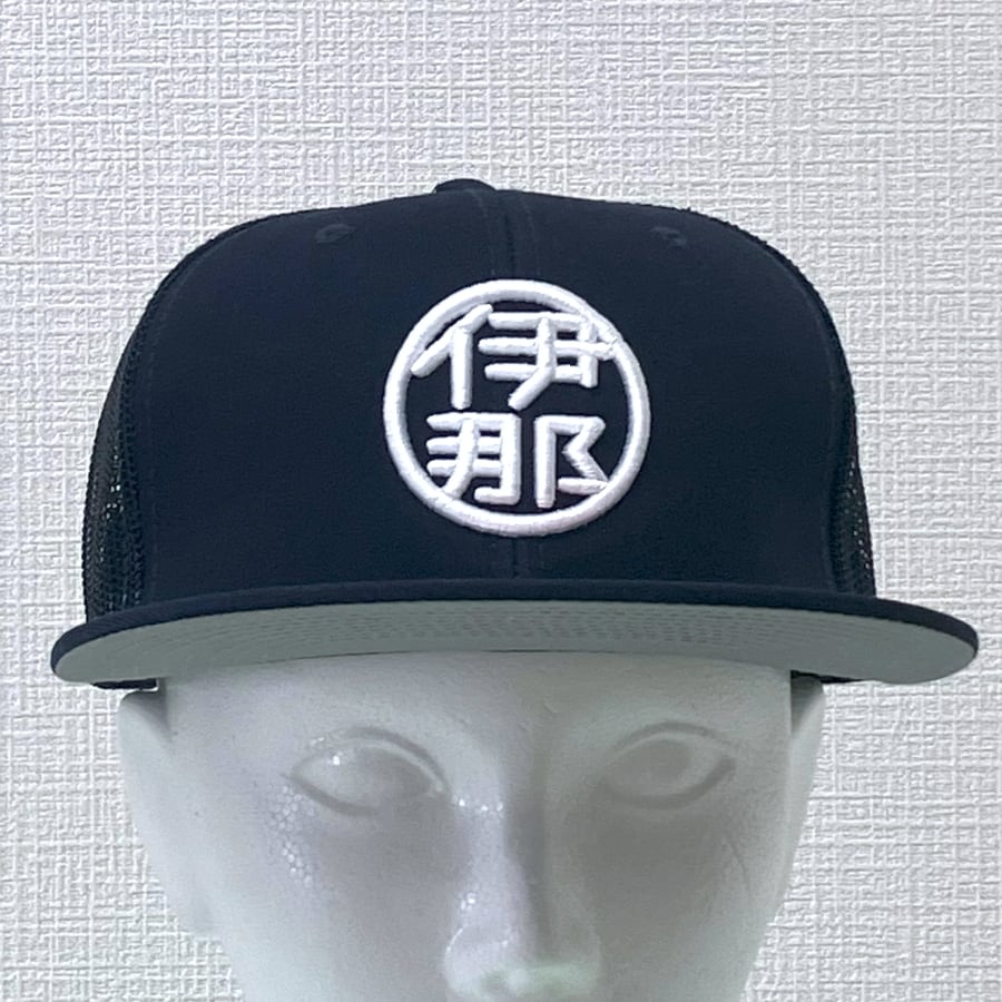 INACITY APPAREL】フラットバイザー メッシュキャップ スナップバック