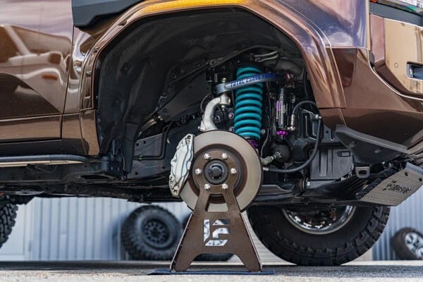 Dobinsons サスペンションキット ランクル250 ディーゼル GDJ250 2