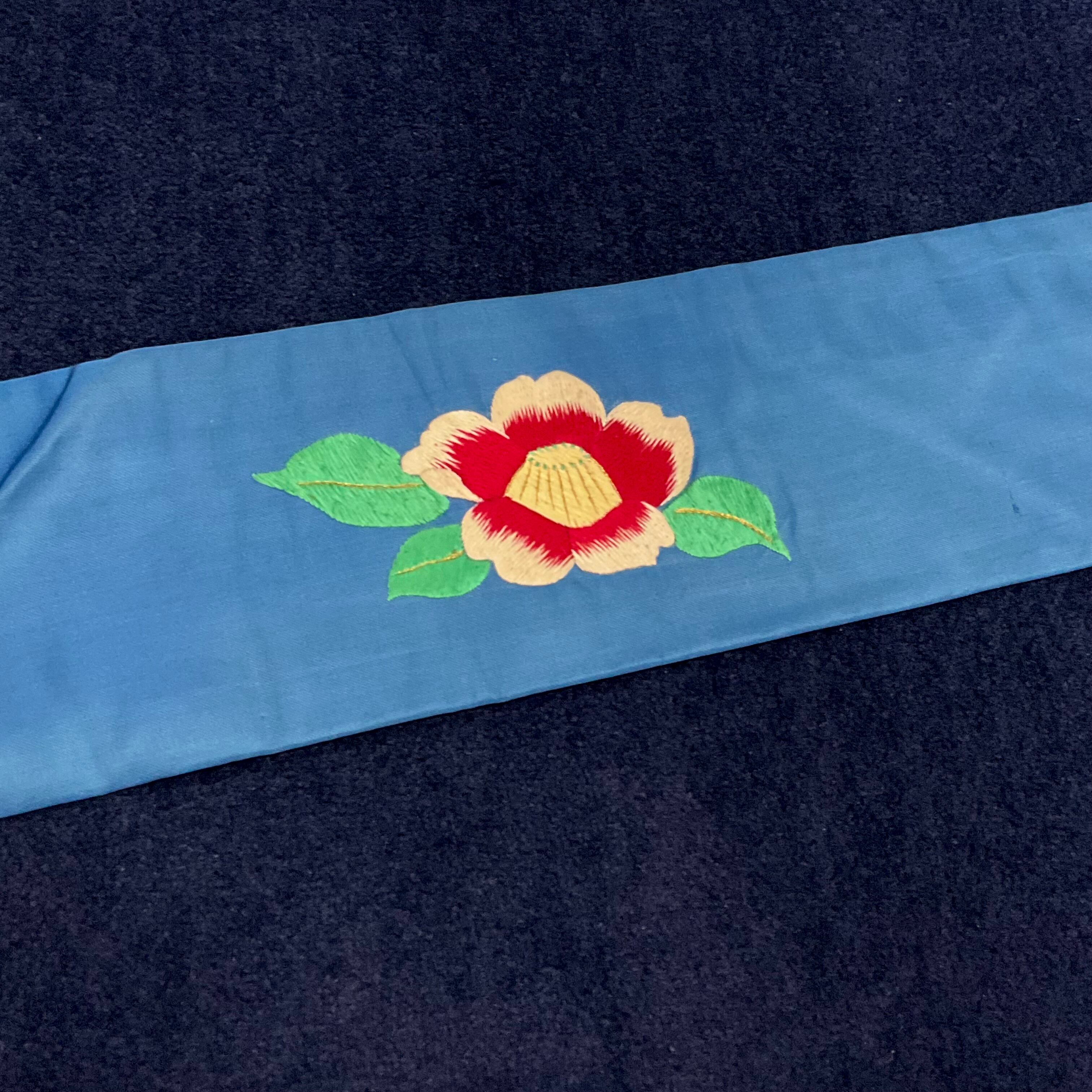 ツバキ浪漫＊椿 雲取り 刺繍 繻子 ブルー 青 花 アンティーク名古屋帯