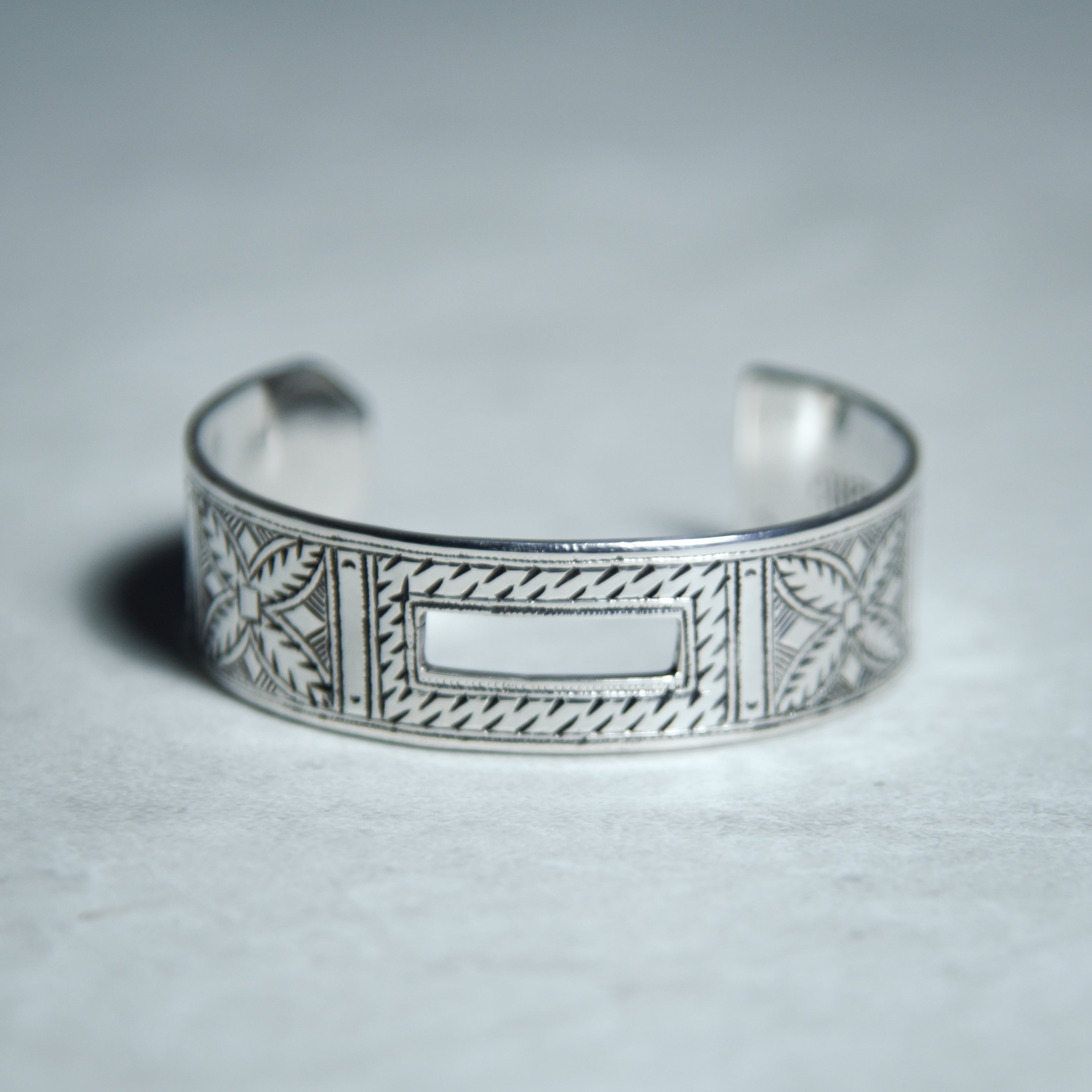 TOUAREG Silver Bangleトゥアレグ シルバー バングル 112 | mark