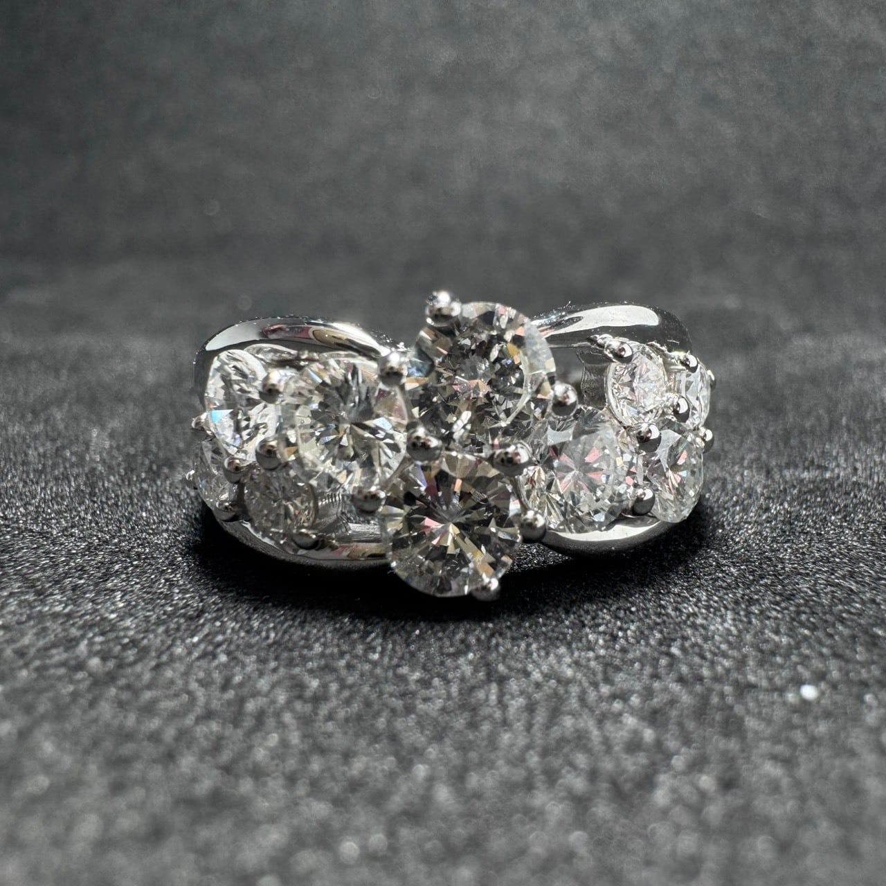 Pt900 2.025ct ダイヤモンド クラスター リング | カオキ | 日本最大級
