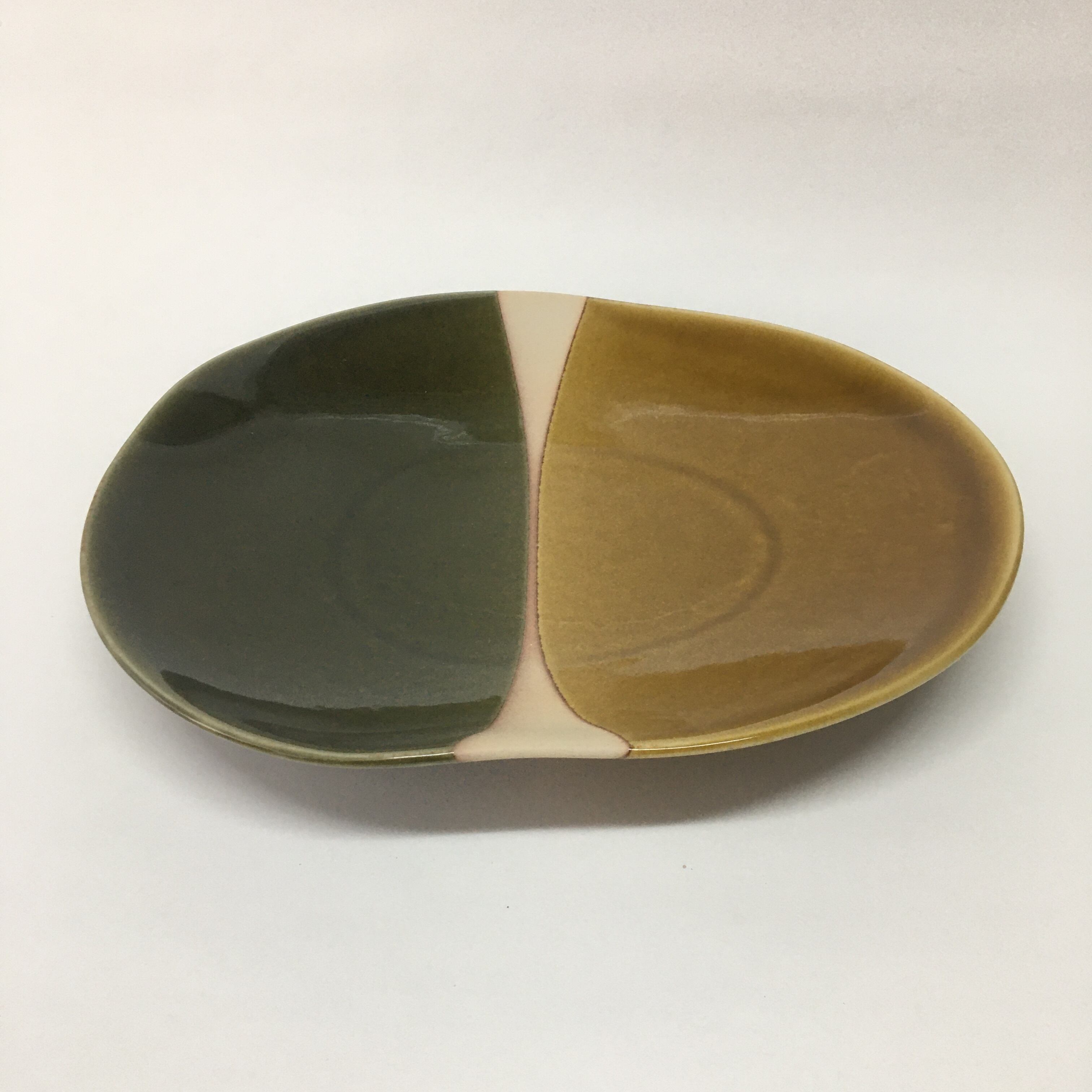 ハーフ&ハーフ黄瀬戸 多用皿 大 瀬戸焼 | 丸藤製陶所 瀬戸焼