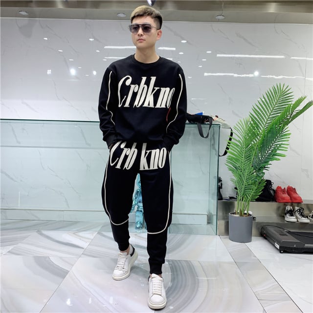 【予約販売】メンズ セットアップ 胸ロゴ ブラック 黒 スエット カジュアル モード きれいめ 男前 パンツ セット ジャージ ジム スポーティー ダンス ジム 韓国 トレンド 大きいサイズ M/L/XL/2XL/3XL/4XL