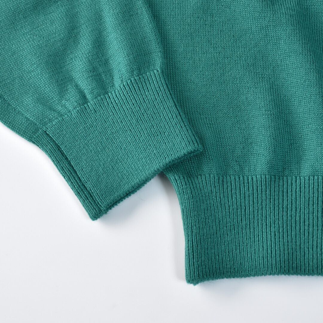 mooncastle ムーンキャッスル ウールモックネックセーター・グラスグリーン 色違いやリピートでご購入いただいています!