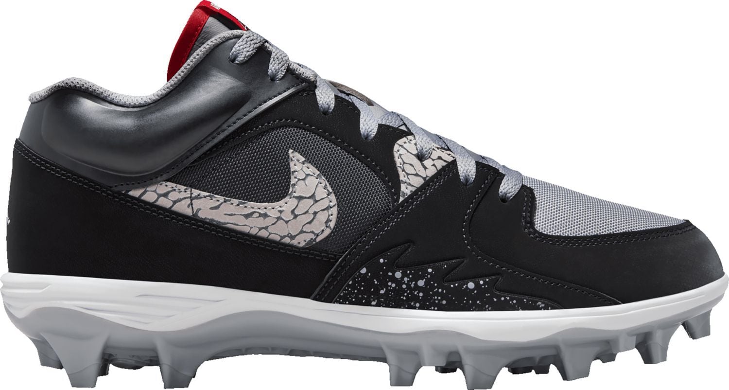 Jordan Stadium 90 TD アメフト スパイク