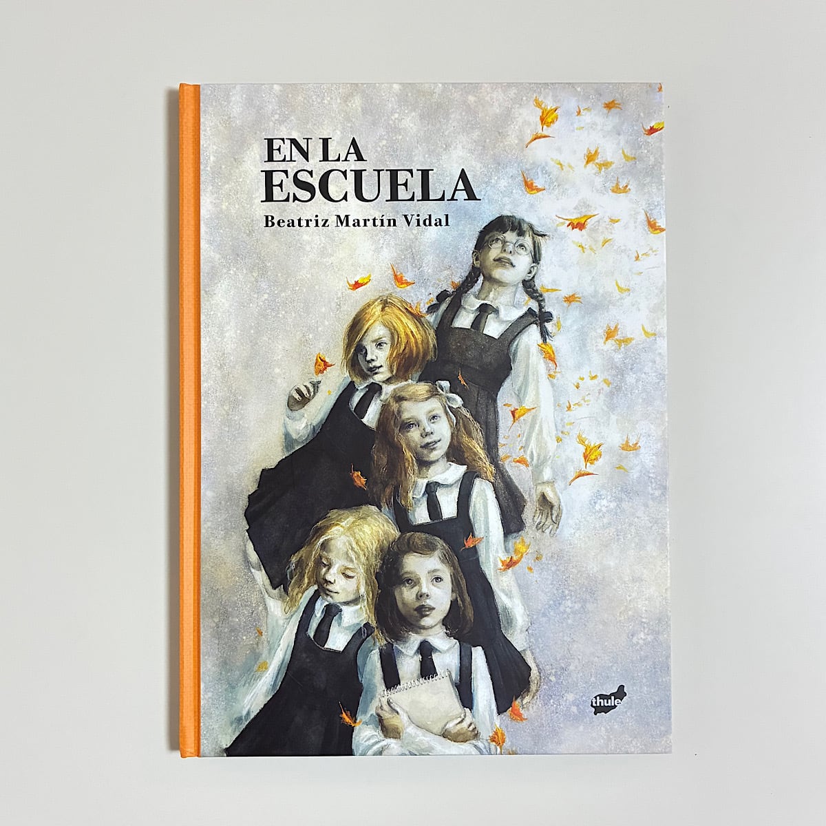 En La Escuela / 学校で | 素敵な洋書絵本のお店 Read Leaf Books