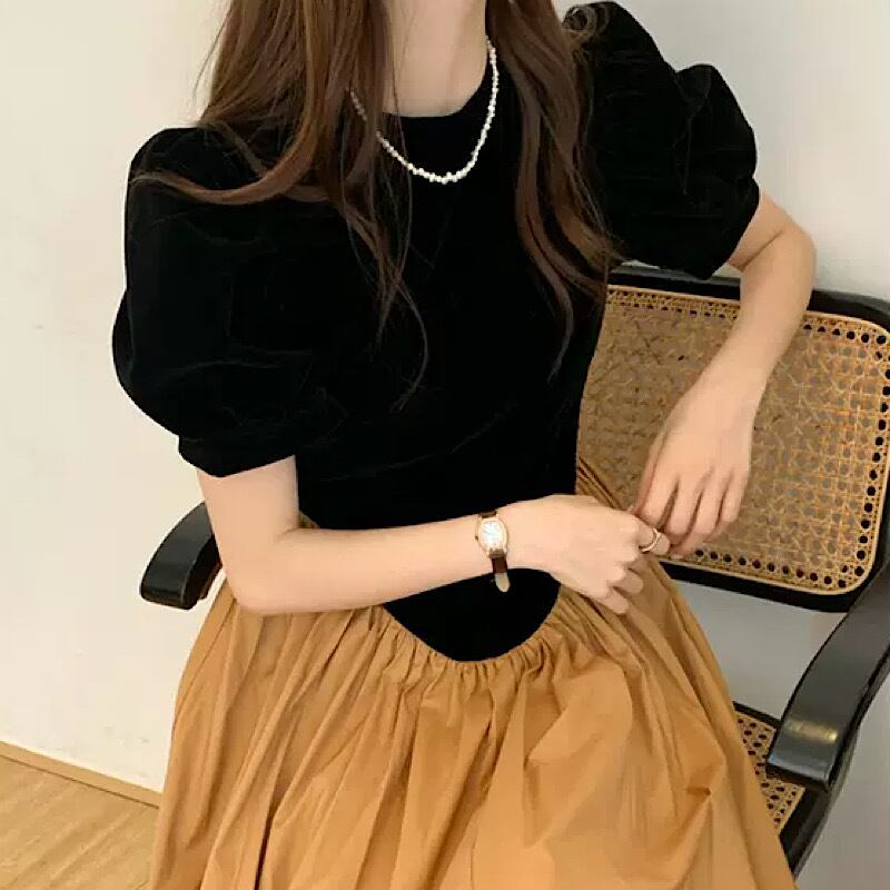 パフスリーブがあざと可愛い 小顔みせ ドッキングワンピ ワンピース クラシカル 女っぽ フェミニン 大人っぽ ロング丈 マキシ丈 フレアスカート Lamitte Deco トレンド 韓国ファッション ショップ Base店 パフスリーブがあざと可愛い 小顔みせ ドッキングワンピ ワンピース クラシカル 女っぽ フェミニン 大人っぽ ロング丈 マキシ丈 フレアスカート Lamitte Deco トレンド 韓国ファッション ショップ Base店