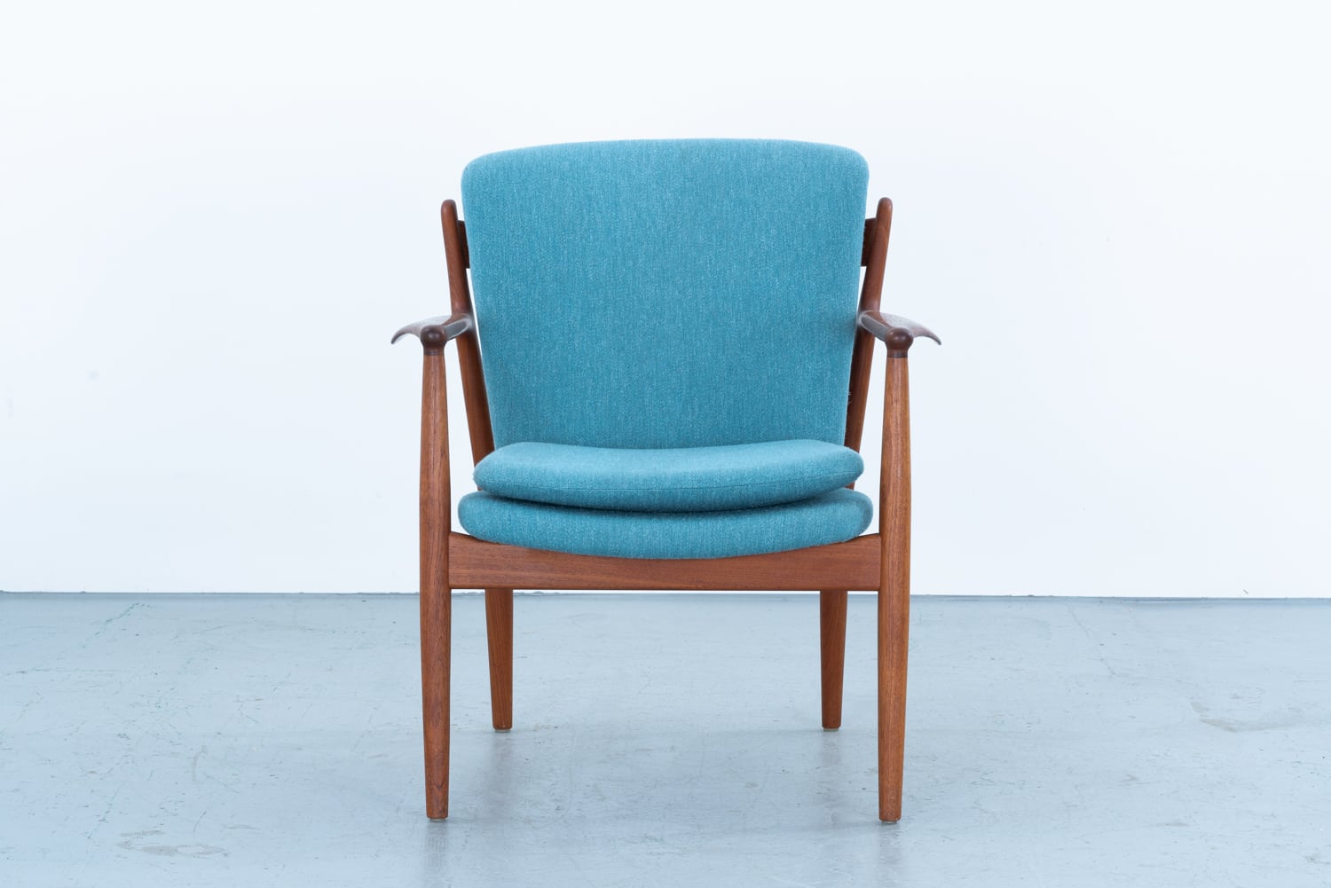sofa | ソファ | kaikki gallery | 北欧ヴィンテージ家具のオンライン
