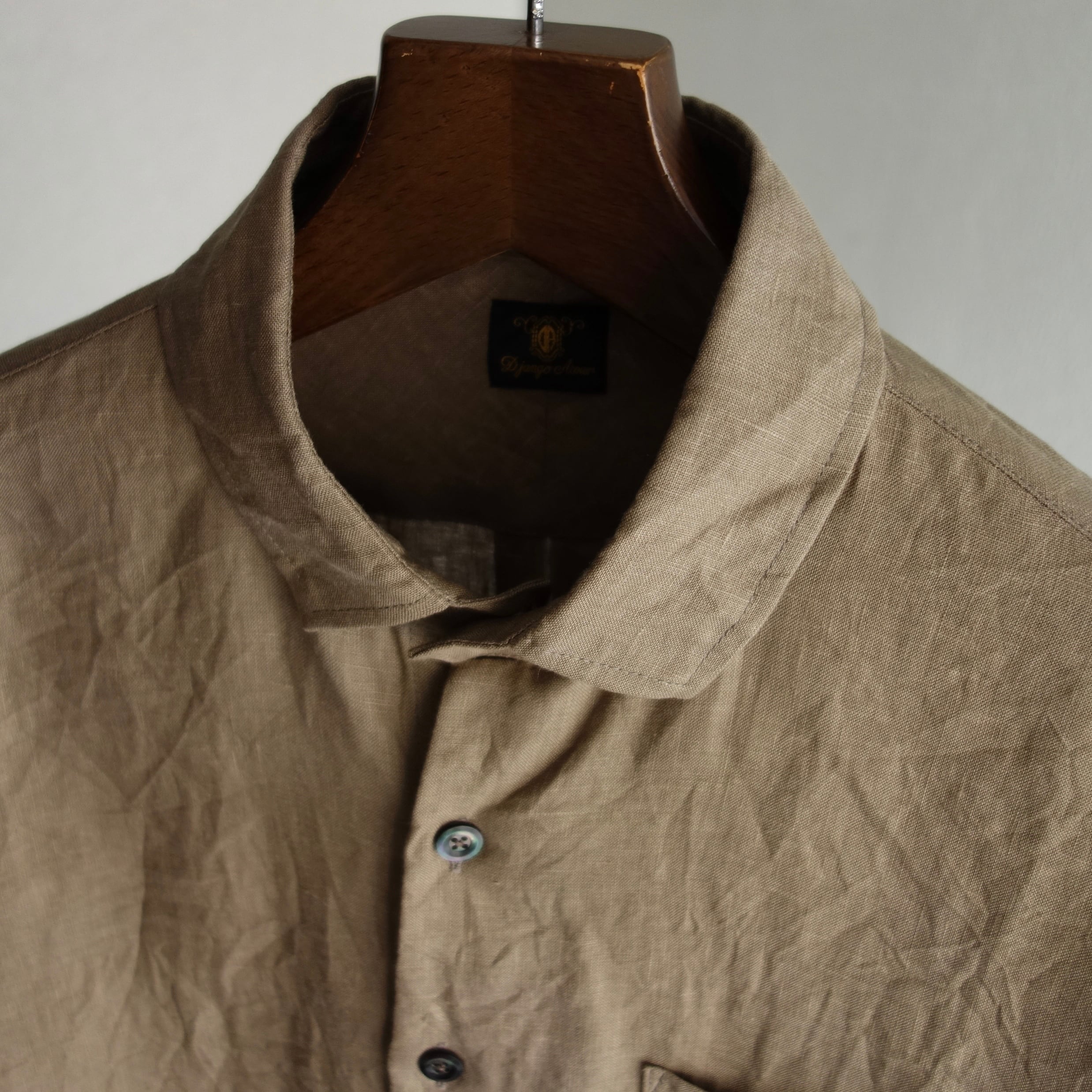 supérieur basique linen shirt / mocha
