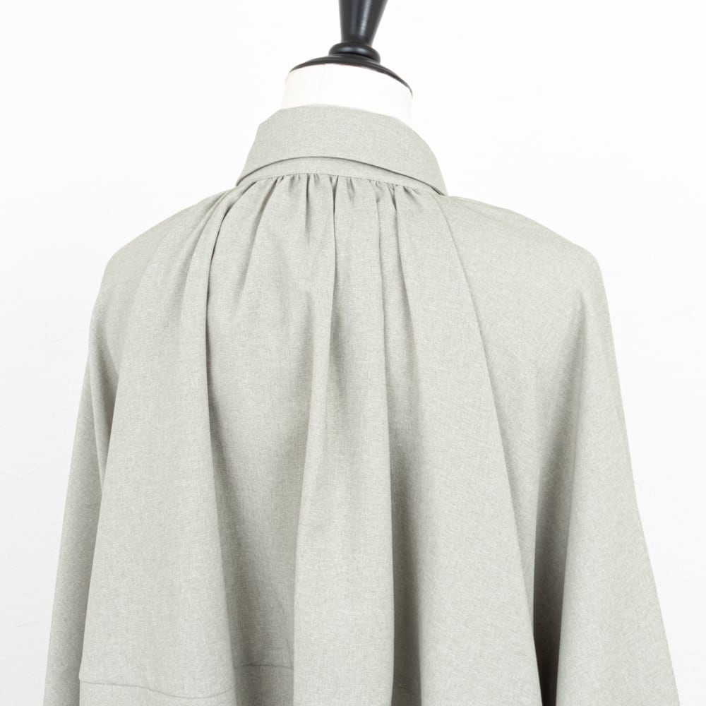 CYAN TOKYO／シアン トーキョー】ラウンドギャザードルマンブルゾン